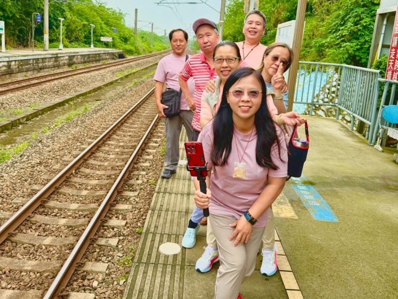 高雄出發兩日遊｜山海相伴的深度小旅行｜專屬包車自由行的第1張圖片